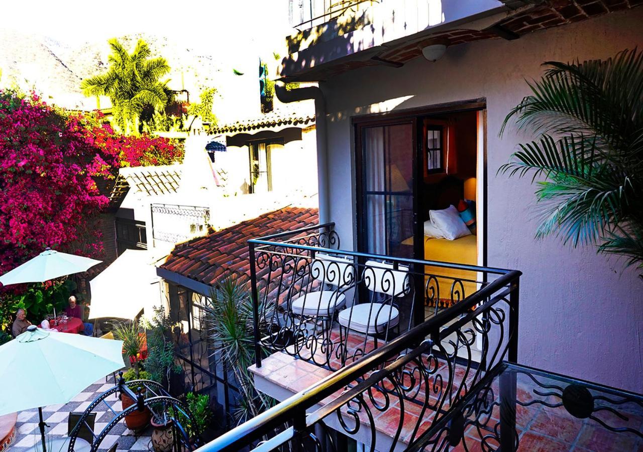 Casa Del Sol Inn อาจิจิก ภายนอก รูปภาพ