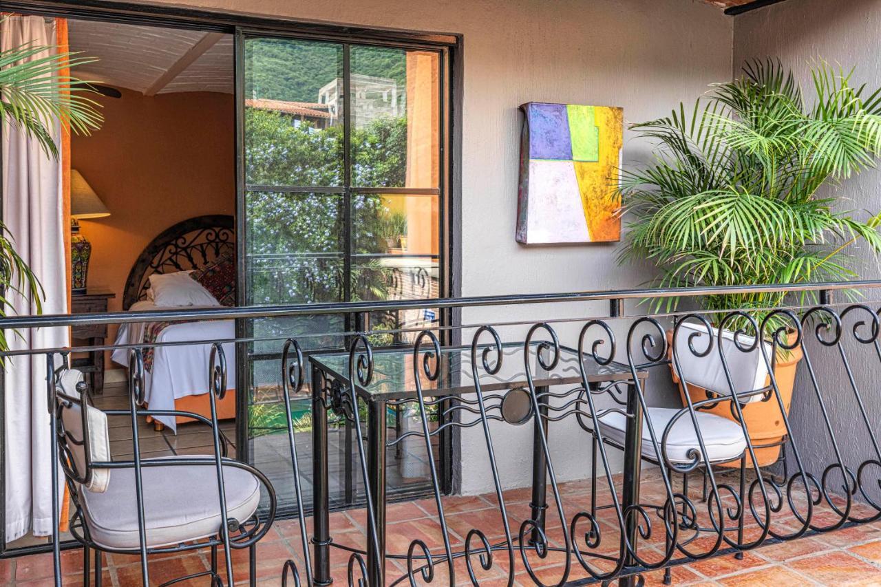 Casa Del Sol Inn อาจิจิก ภายนอก รูปภาพ