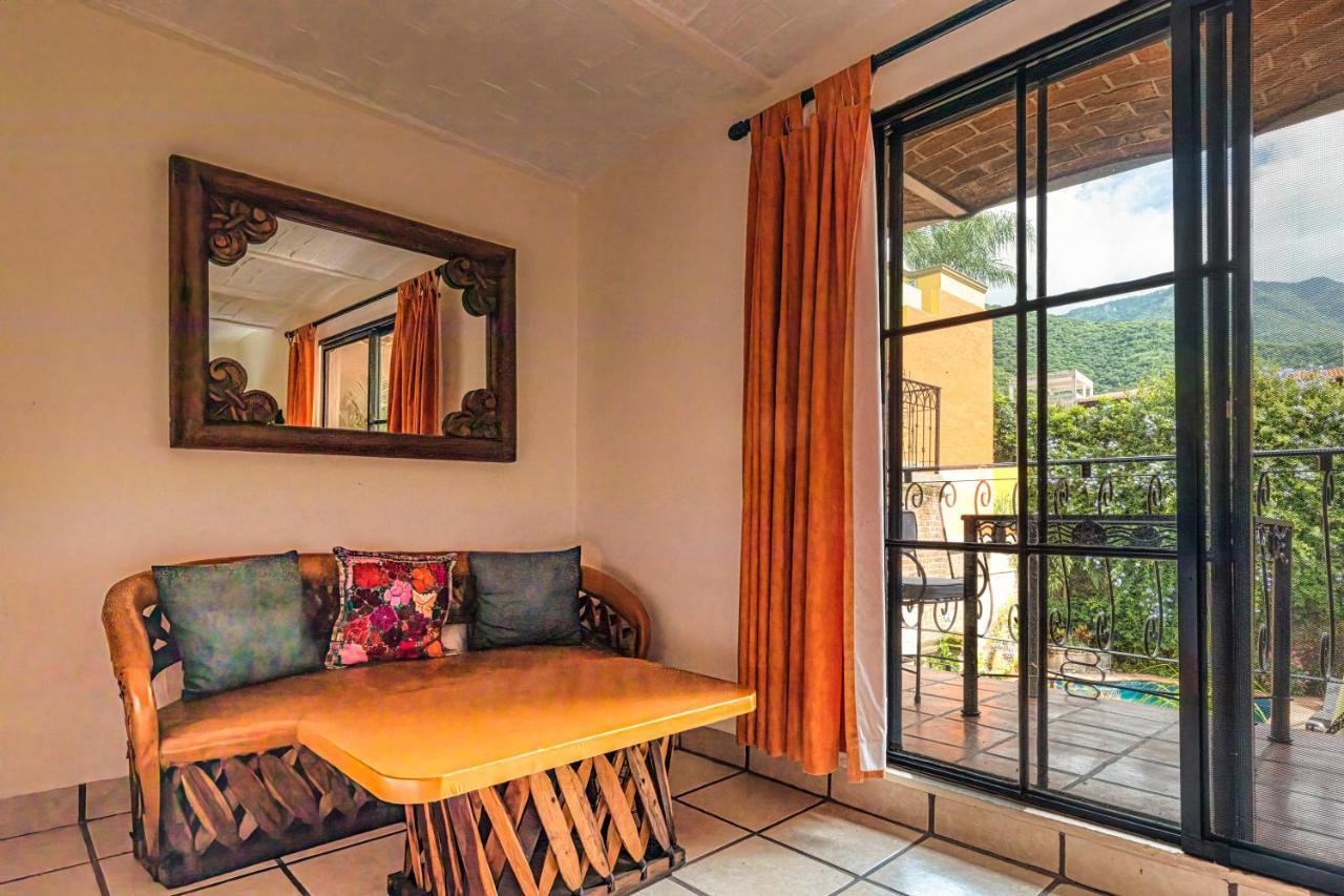Casa Del Sol Inn อาจิจิก ภายนอก รูปภาพ