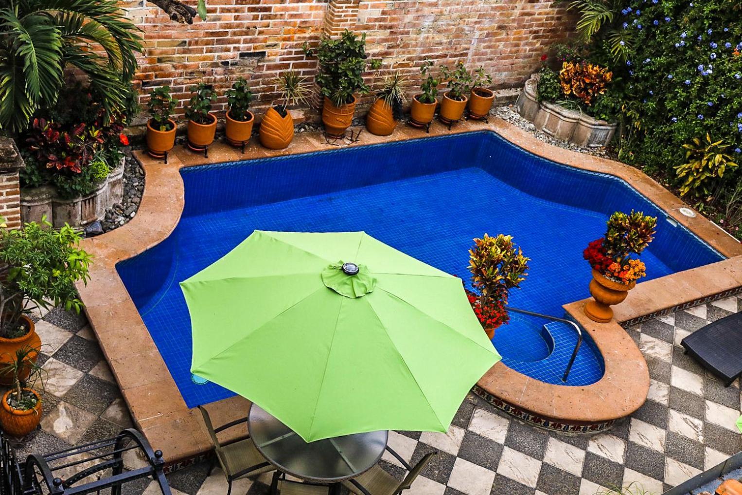 Casa Del Sol Inn อาจิจิก ภายนอก รูปภาพ